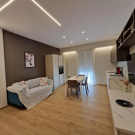 Altracasa Apartment *